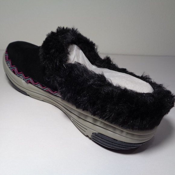 Ryka Size 7 Wide ADVENTURE Black Suede New Clogs - Picture 8 of 13